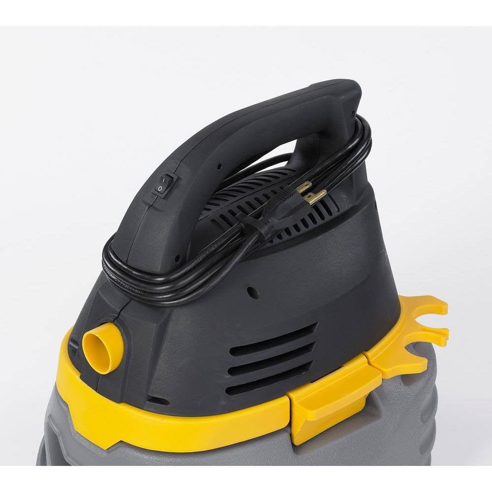 Stinger 2.5 Gallon Wet/Dry Vacuum M414207