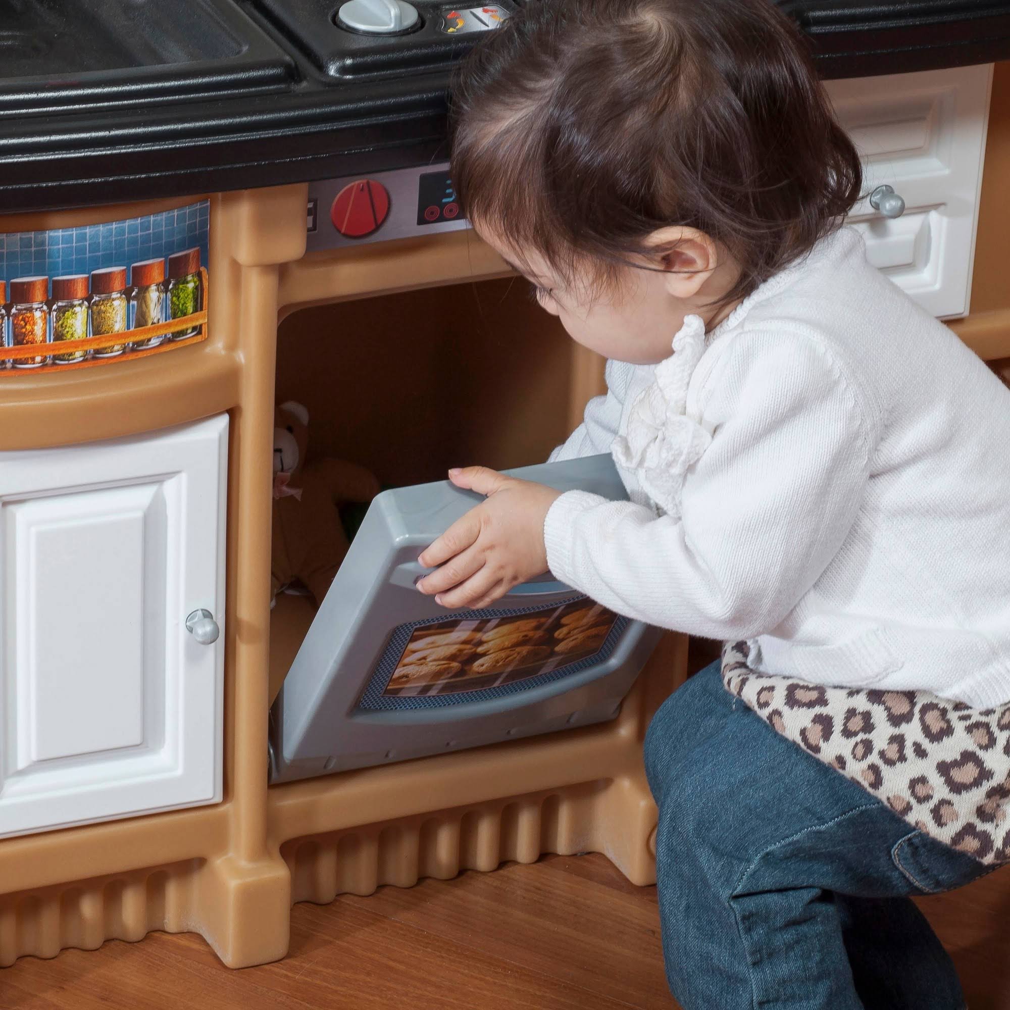 Step2 Lifestyle Custom Kitchen Playset J9649