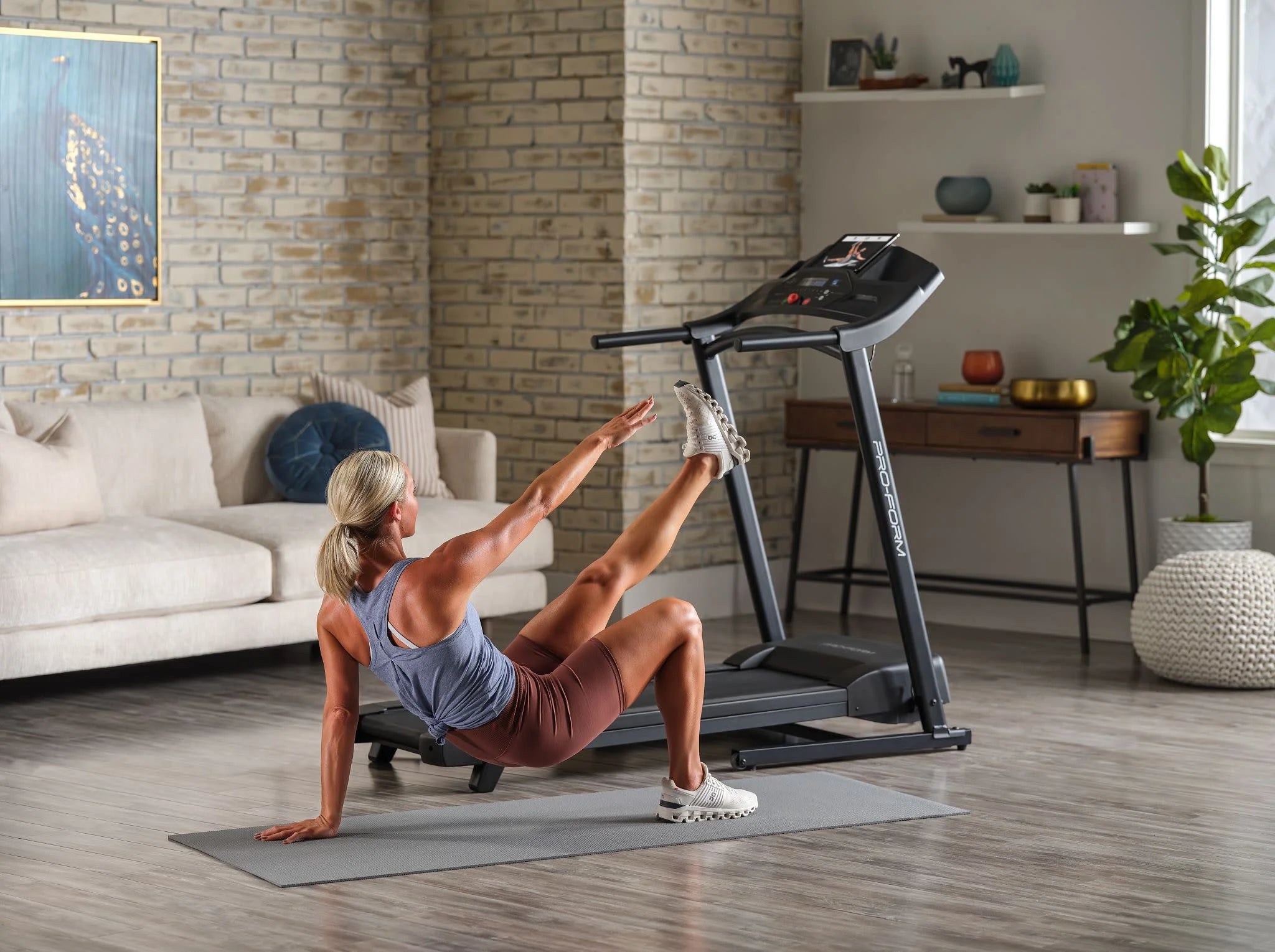 ProForm Cadence 4.0 Treadmill with 5" Display and SpaceSaver Design T140
