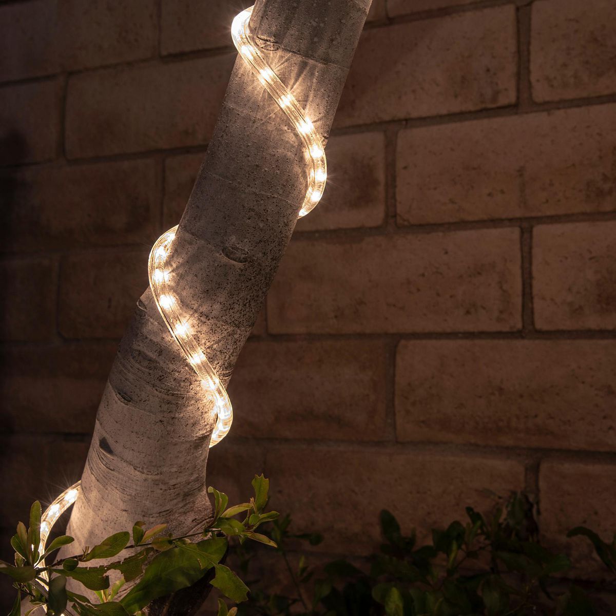 LUMINAR OUTDOOR 18 ft. LED Linkable Rope Light, Warm White Q472907