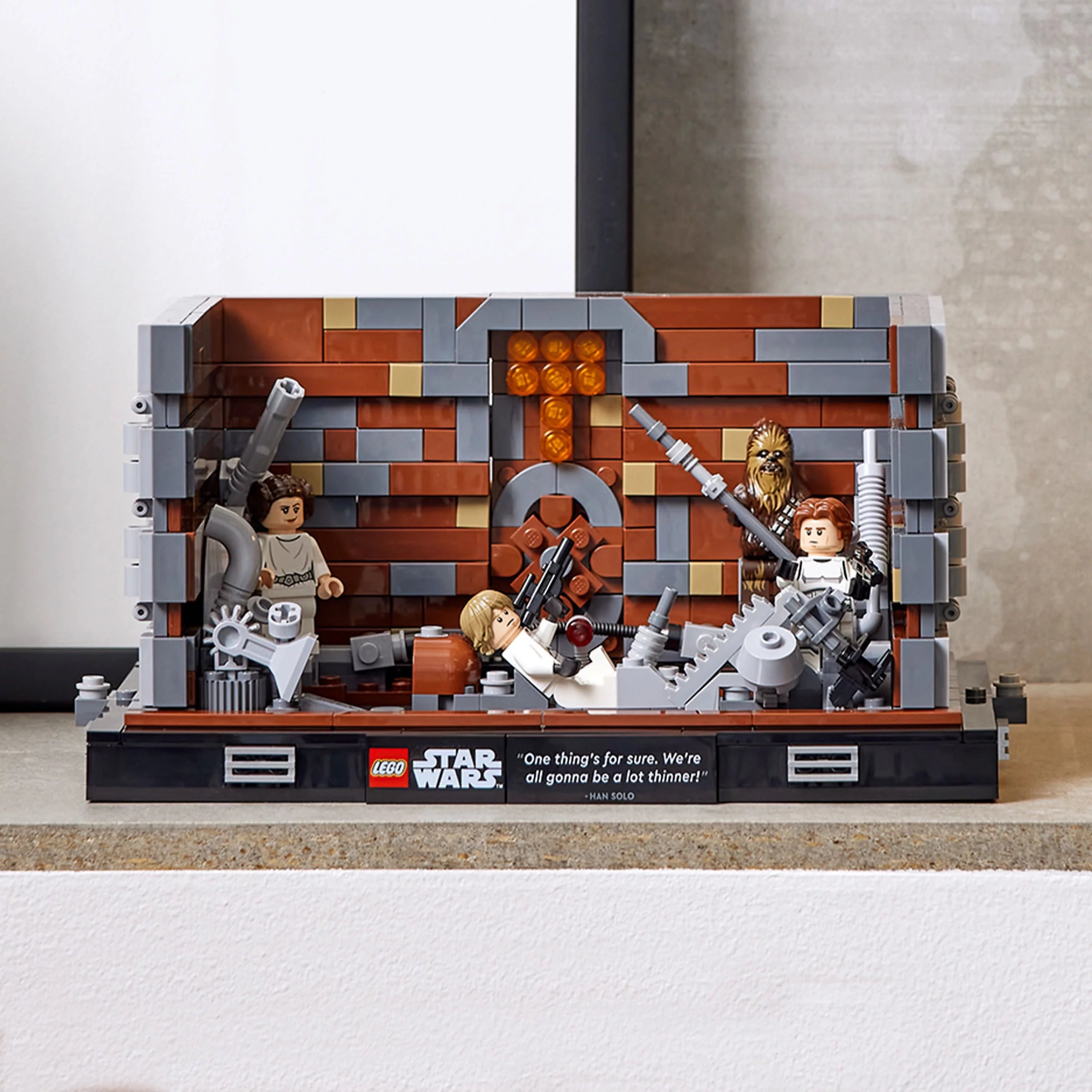 LEGO Star Wars Death Star Trash Compactor Diorama 75339 Building Set with 6 Figures V4037