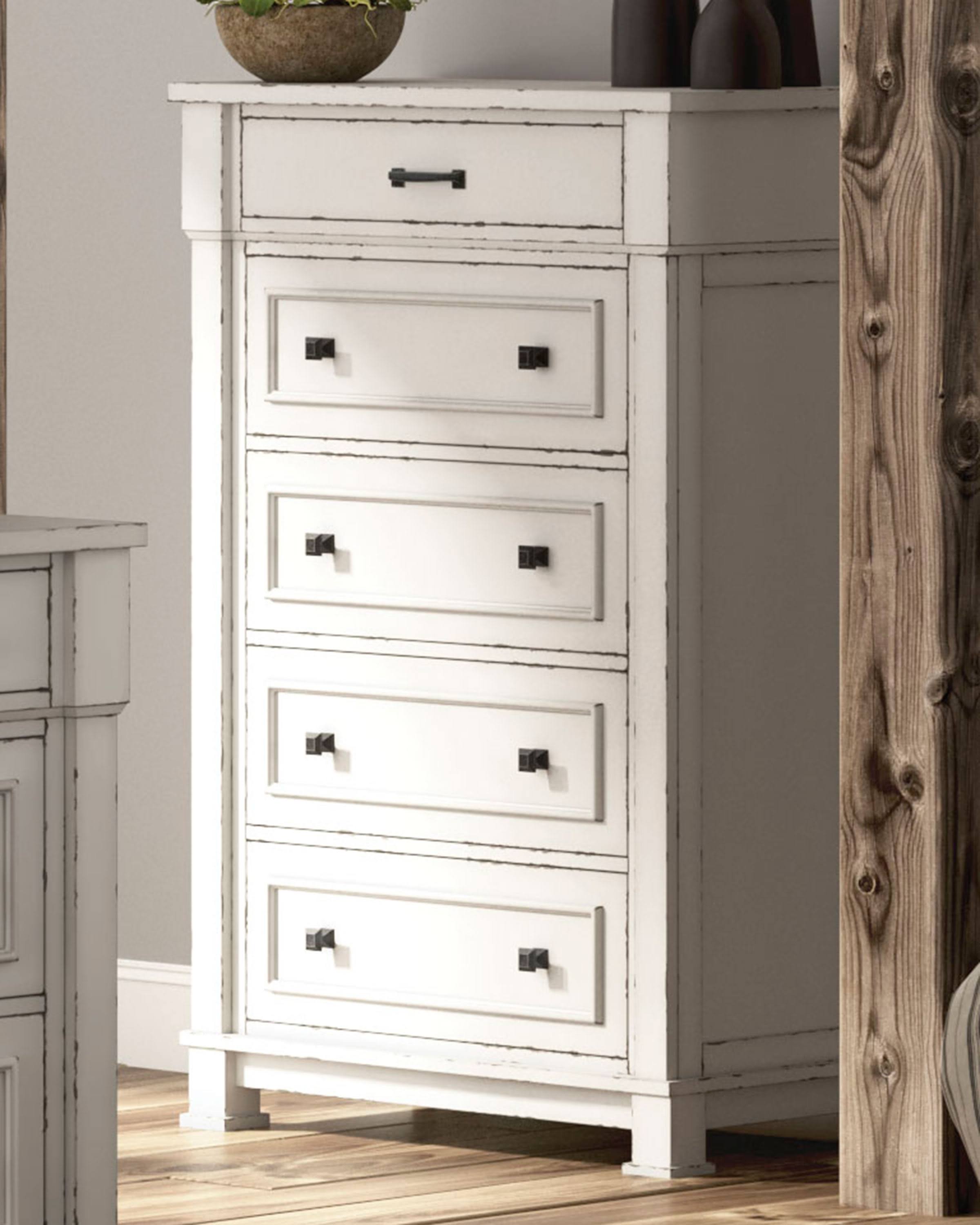 Ashley Jennily Chest of Drawers G99430