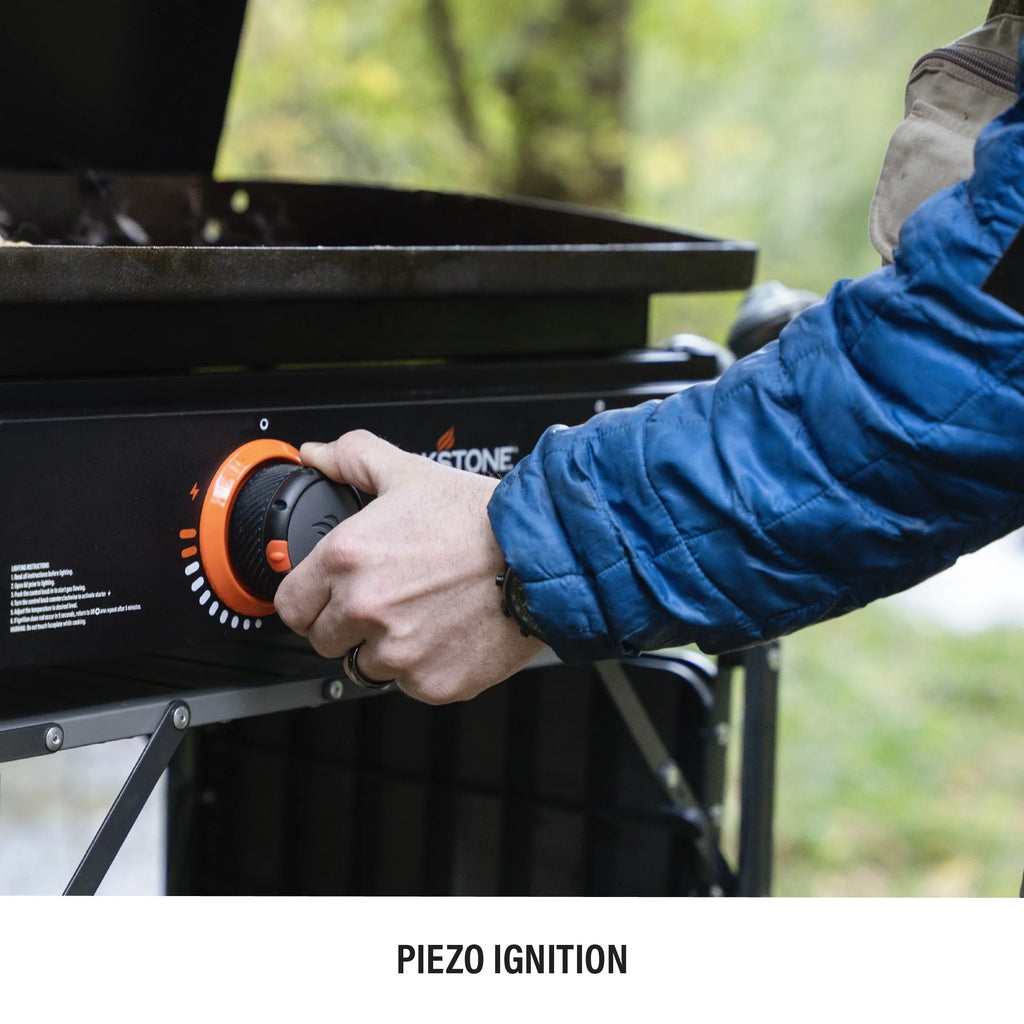 Blackstone Adventure Ready 2-Burner 22 Propane Griddle with Hard Cover O28104