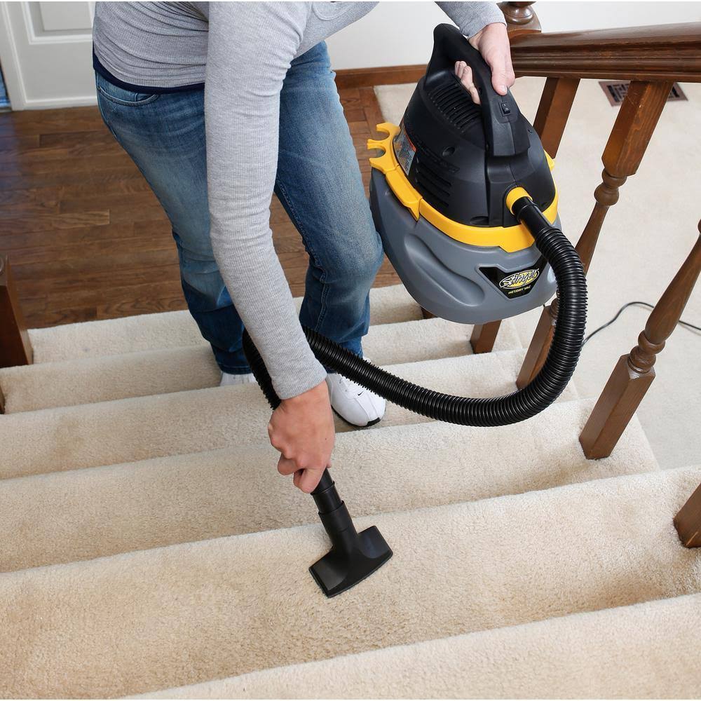 Stinger 2.5 Gallon Wet/Dry Vacuum M414207