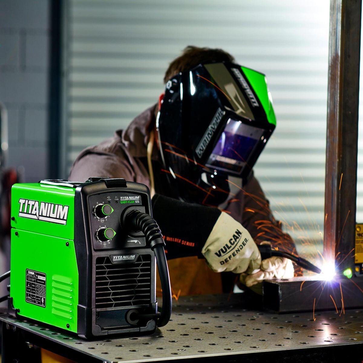 TITANIUM Easy-Flux 125 Amp Welder M914823