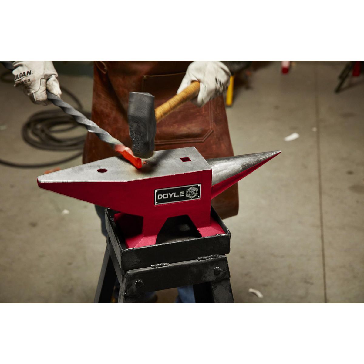 DOYLE 65 lb. Cast Steel Anvil P172