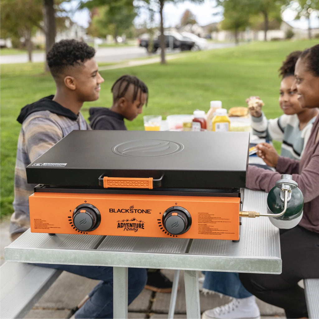 Blackstone Adventure Ready 2-Burner 22 Propane Griddle with Hard Cover O28104