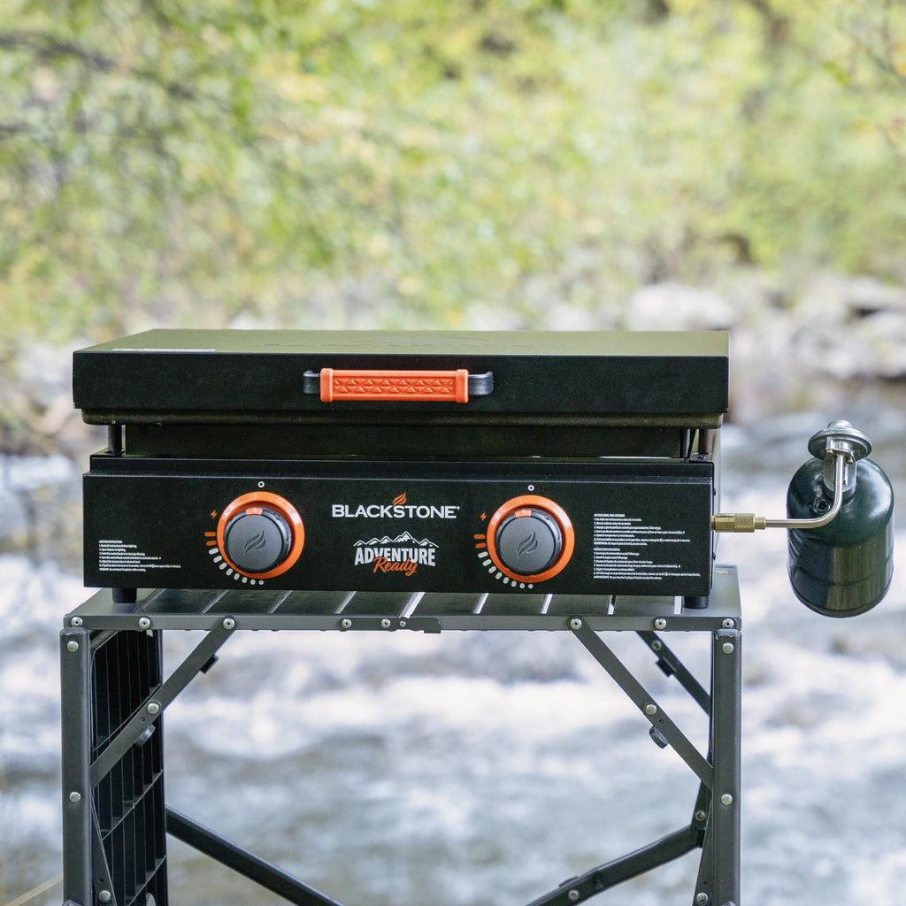 Blackstone Adventure Ready 2-Burner 22 Propane Griddle with Hard Cover O28104