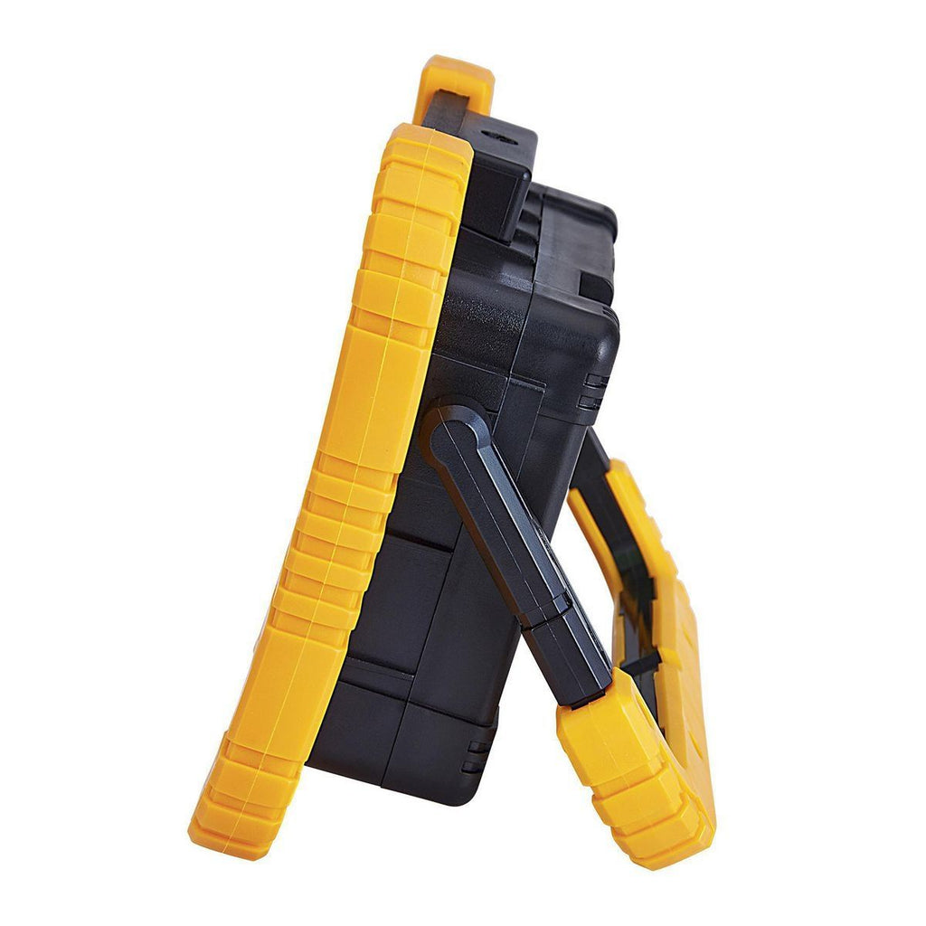 BRAUN 1250 Lumen LED Rechargeable Work Light R8995