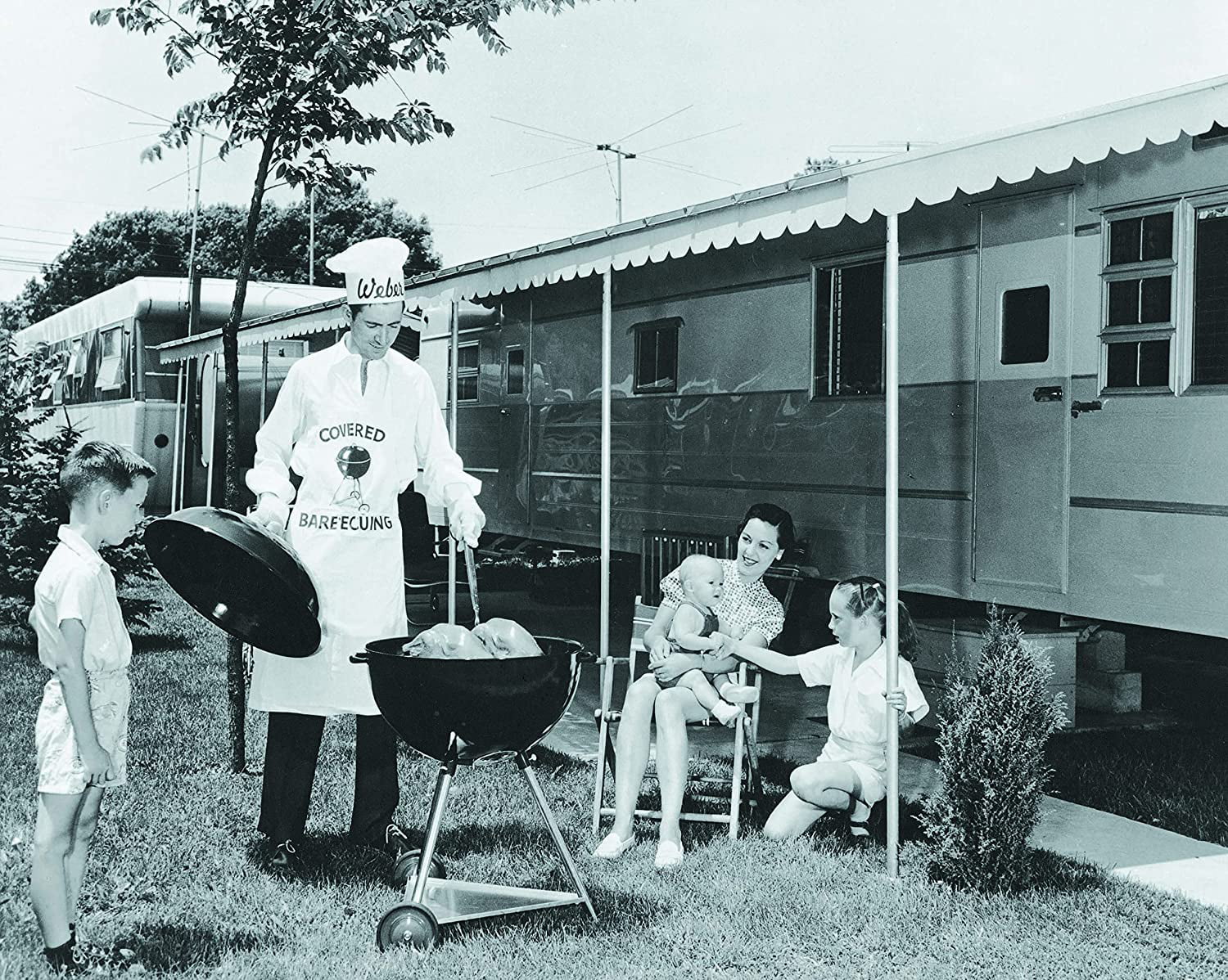 Weber 22 in. 70th Anniversary Kettle Charcoal Grill J3762