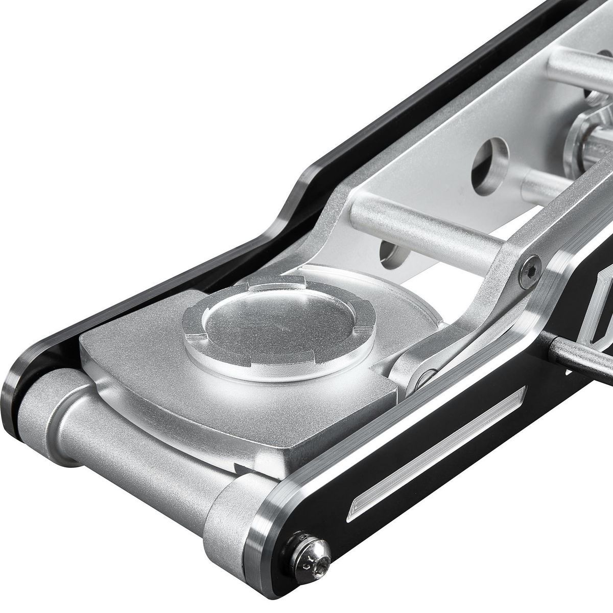 DAYTONA 1.5 Ton Ultra Low-Profile Aluminum Racing Jack with Rapid Pump T11344