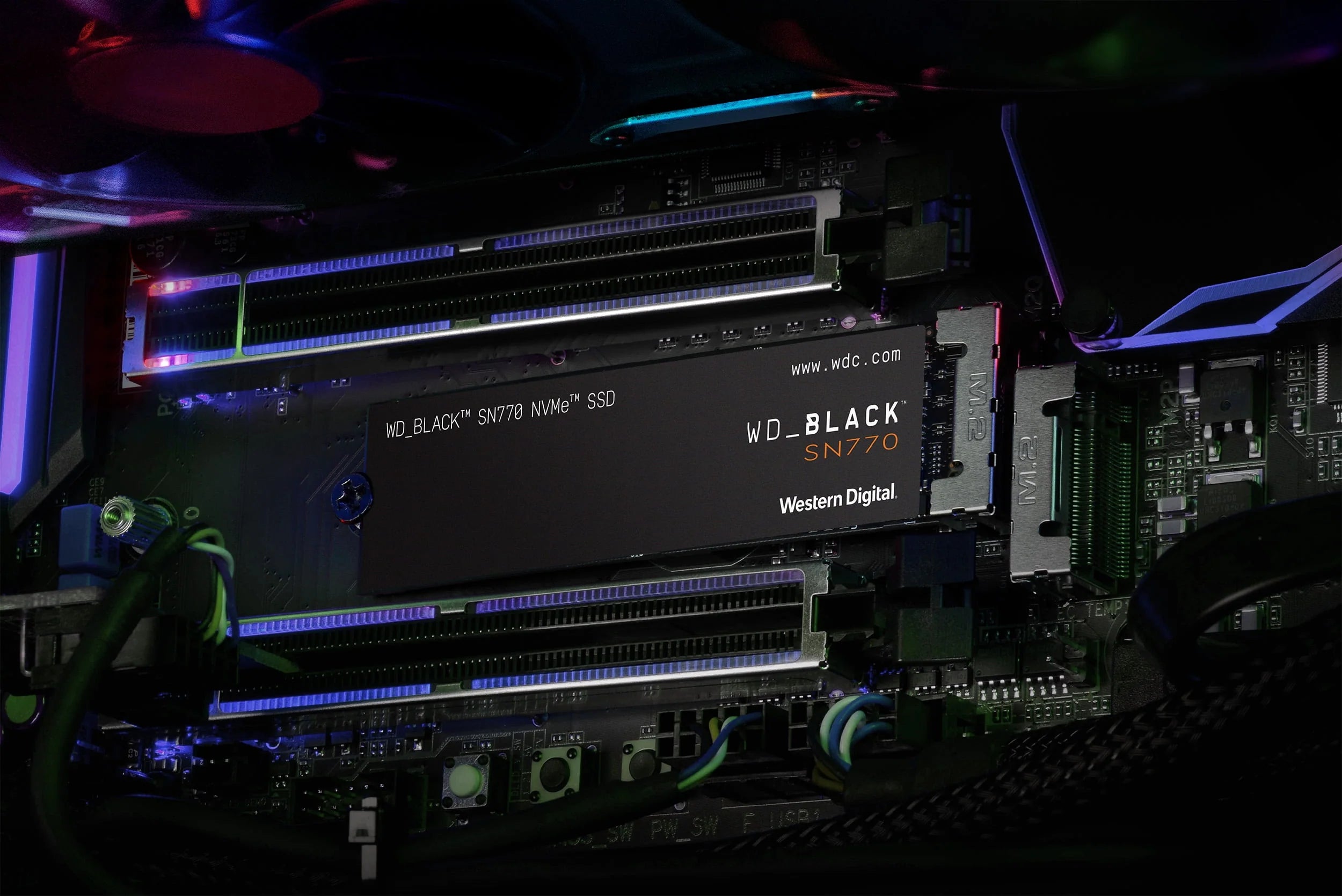 WD_BLACK 2TB SN770 NVMe PCIe 4.0 M.2 Internal SSD E6528