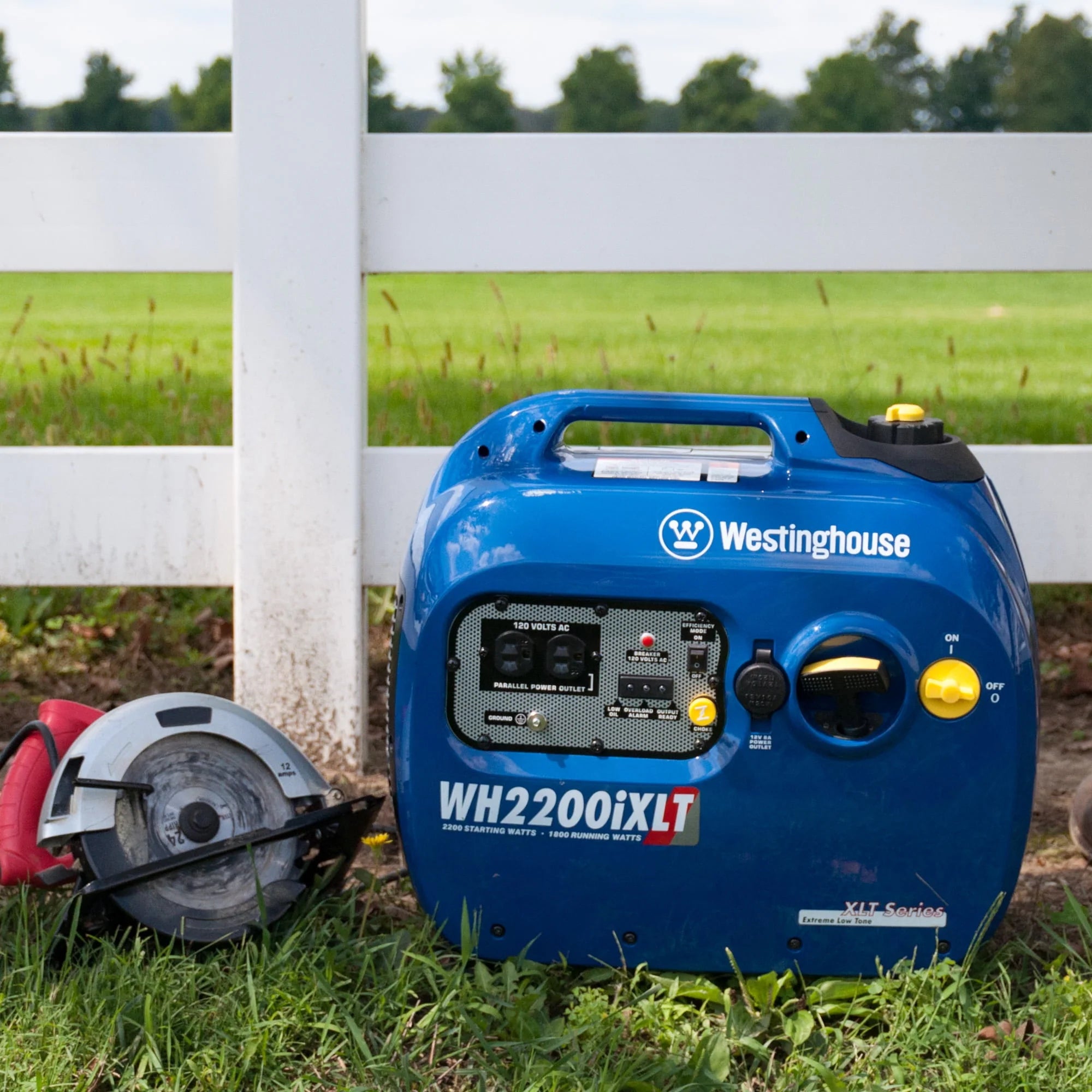 Westinghouse WH2200iXLT Portable Inverter Generator V905404