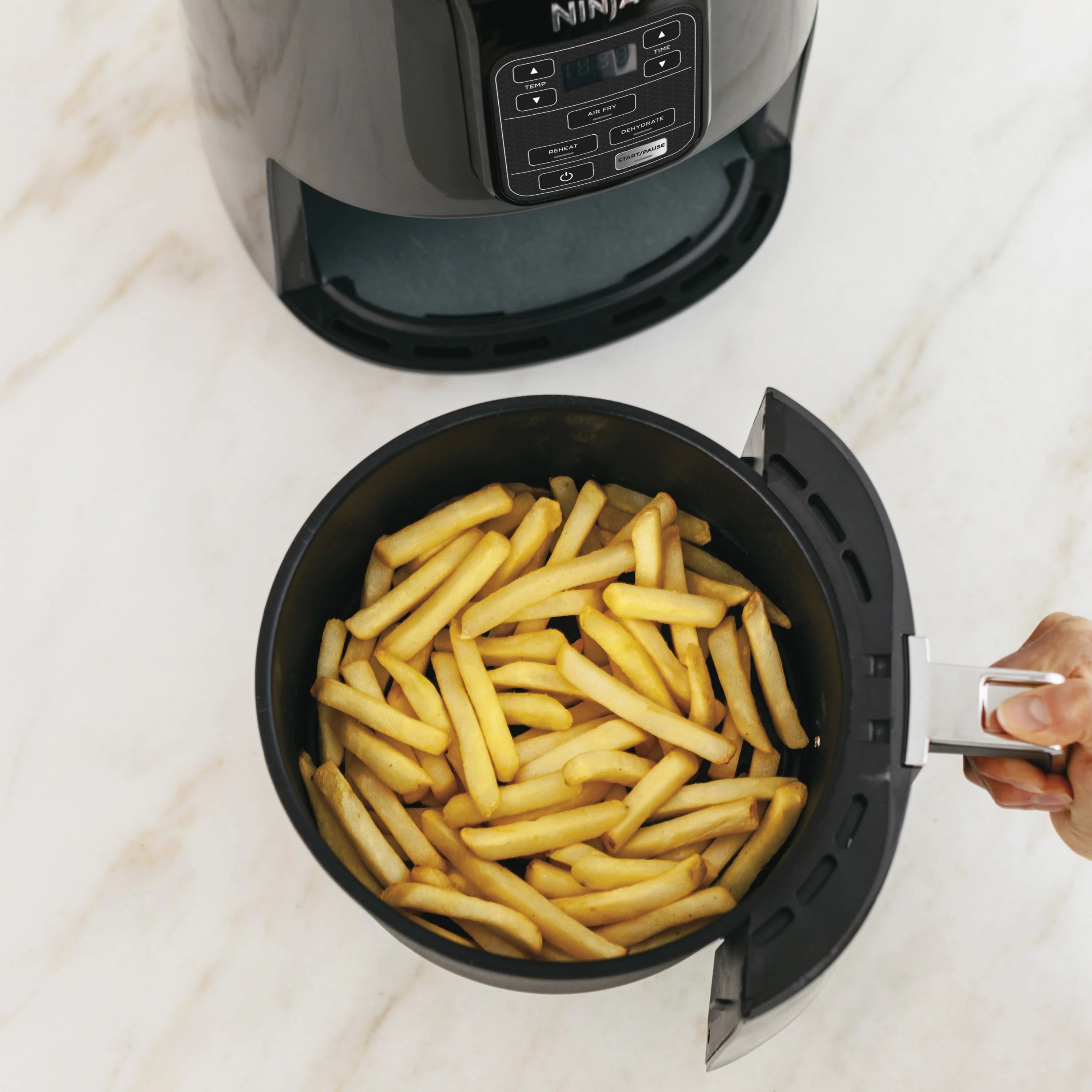 Ninja 4QT Air Fryer, Black, AF100WM R188