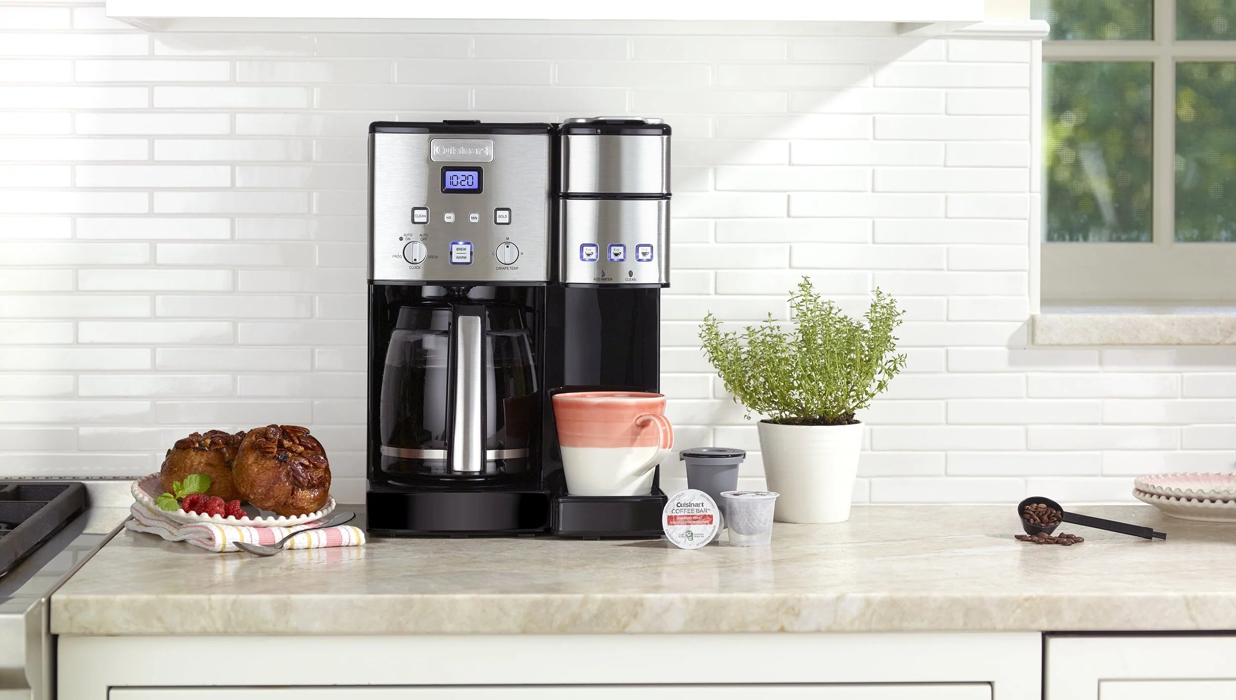 Cuisinart Coffee Center 12 Cup Coffeemaker and Single-Serve Brewer W466965
