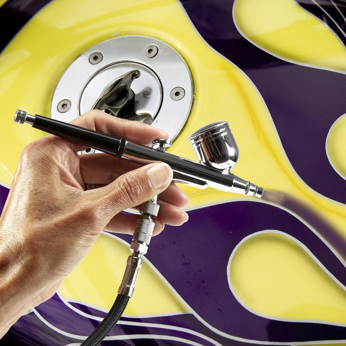 AVANTI Airbrush Compressor Combo Kit M641