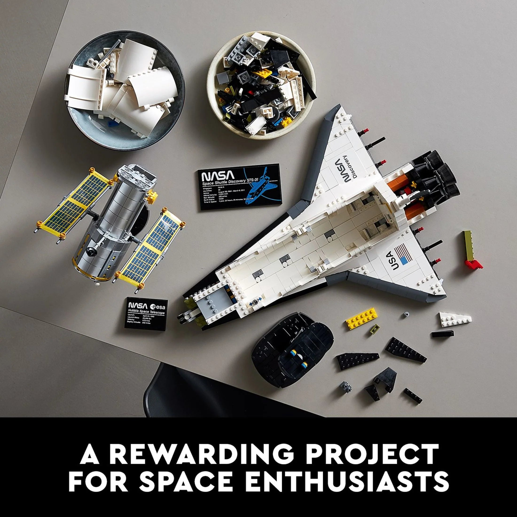 LEGO Icons NASA Space Shuttle Discovery 10283 Building Kit for Adults H3635