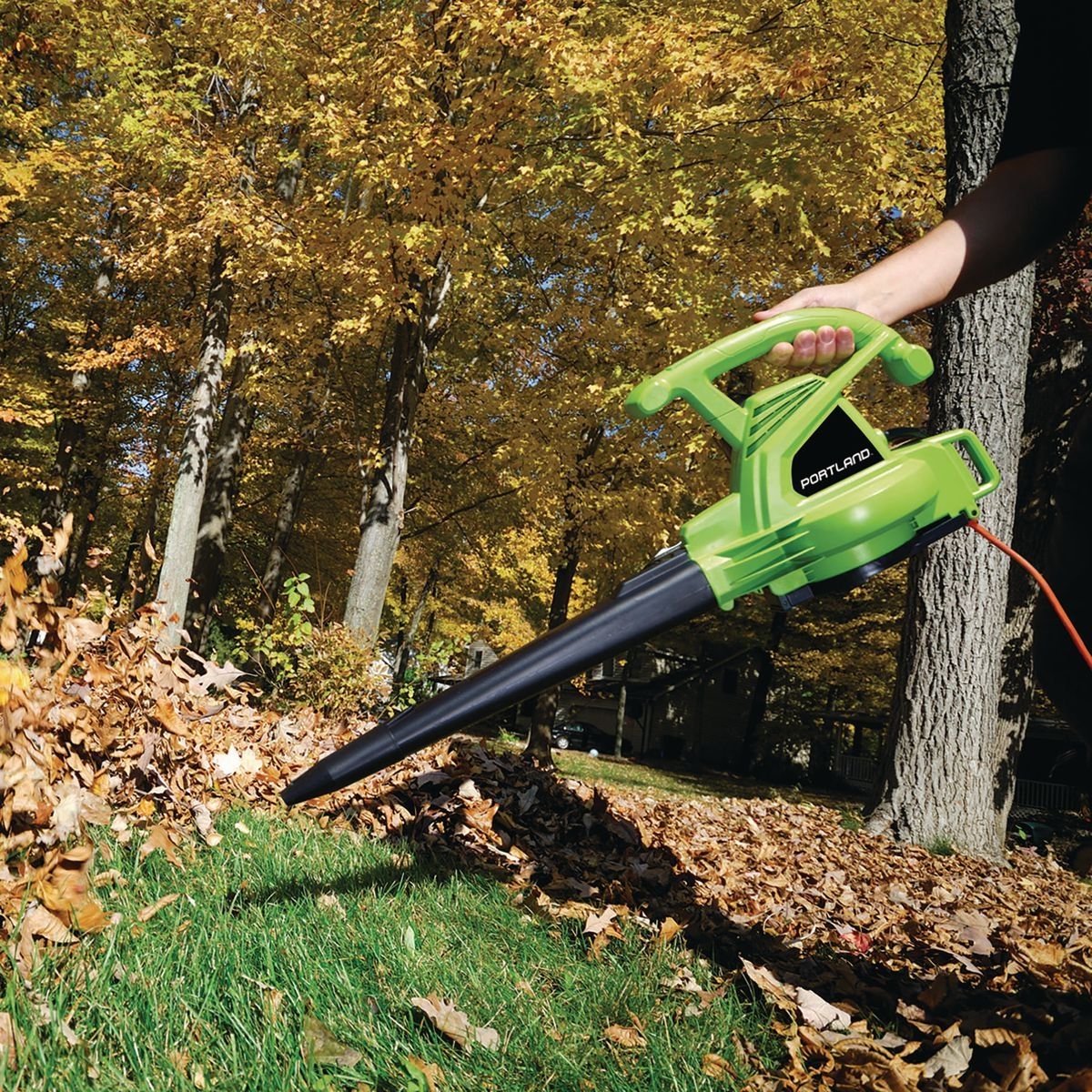 PORTLAND 12 Amp 3-in-1 Electric Blower Vacuum Mulcher Y513326