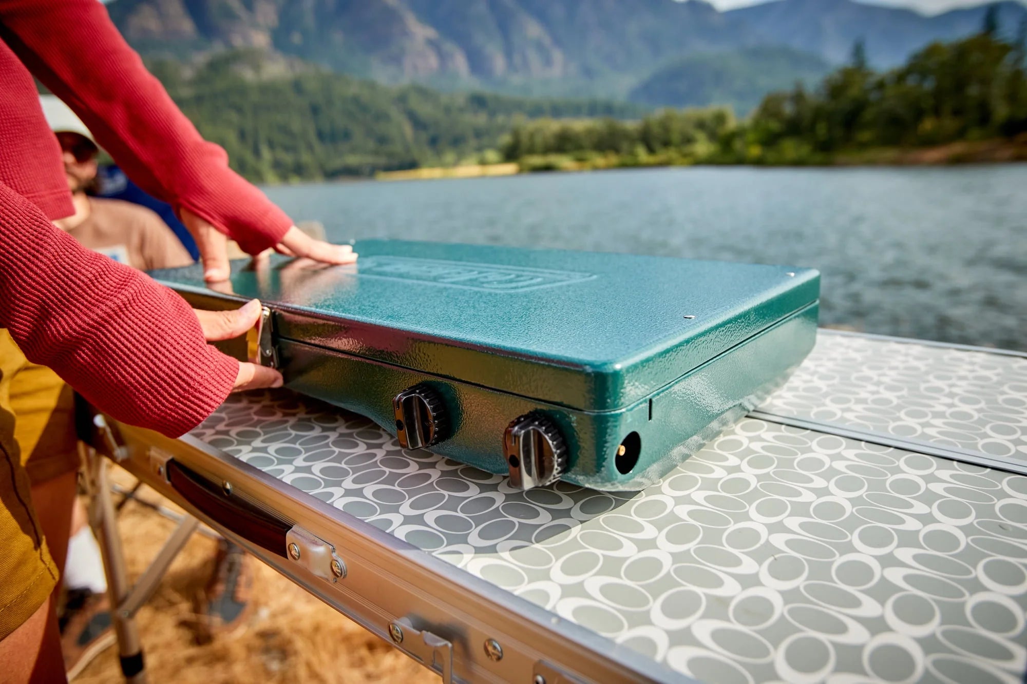 Coleman Matchlight 2-Burner Propane Stove G197711