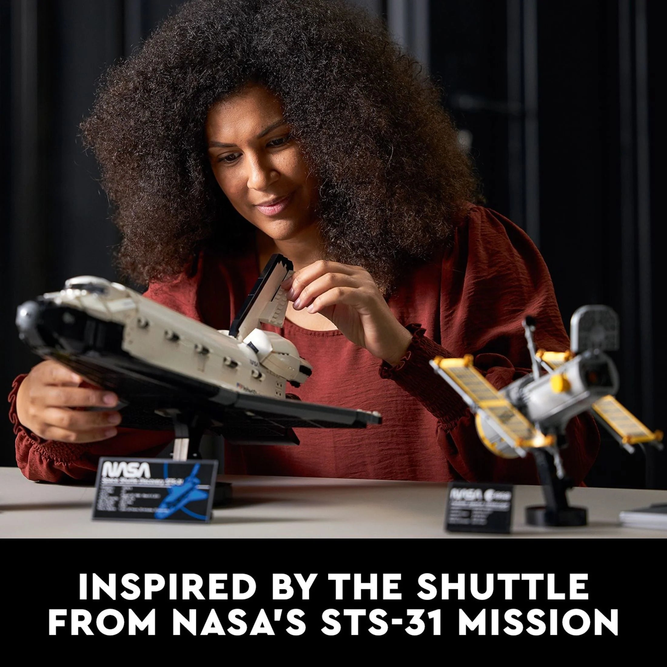 LEGO Icons NASA Space Shuttle Discovery 10283 Building Kit for Adults H3635