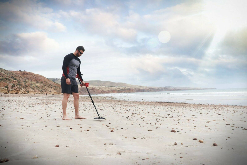 Minelab Vanquish 440 Metal Detector with 10 x 7 Coil and Pro-Find 20 Pinpointer A53579
