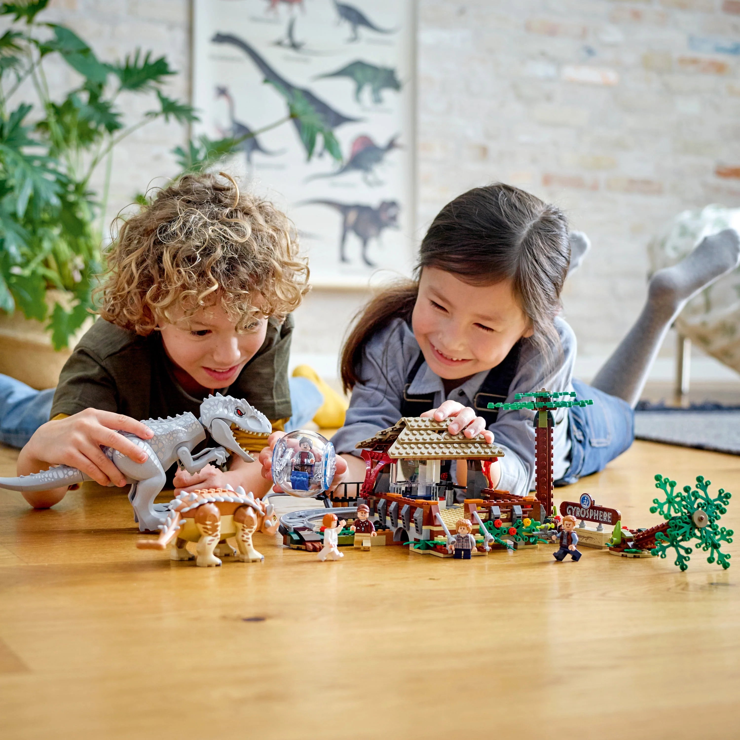 LEGO Jurassic World Indominus rex vs. Ankylosaurus Building Kit E3190