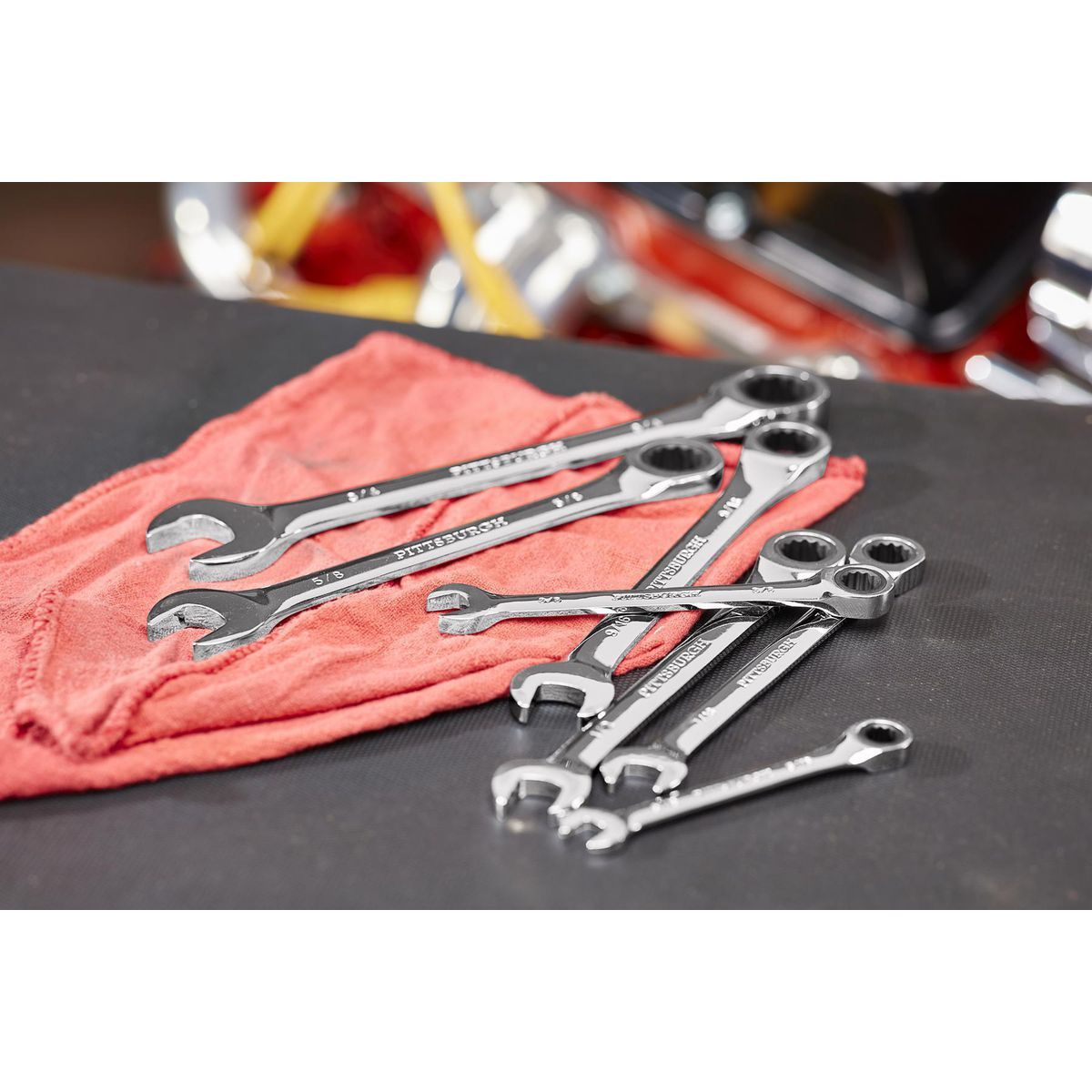PITTSBURGH SAE Ratcheting Combination Wrench Set, 7-Piece I35483