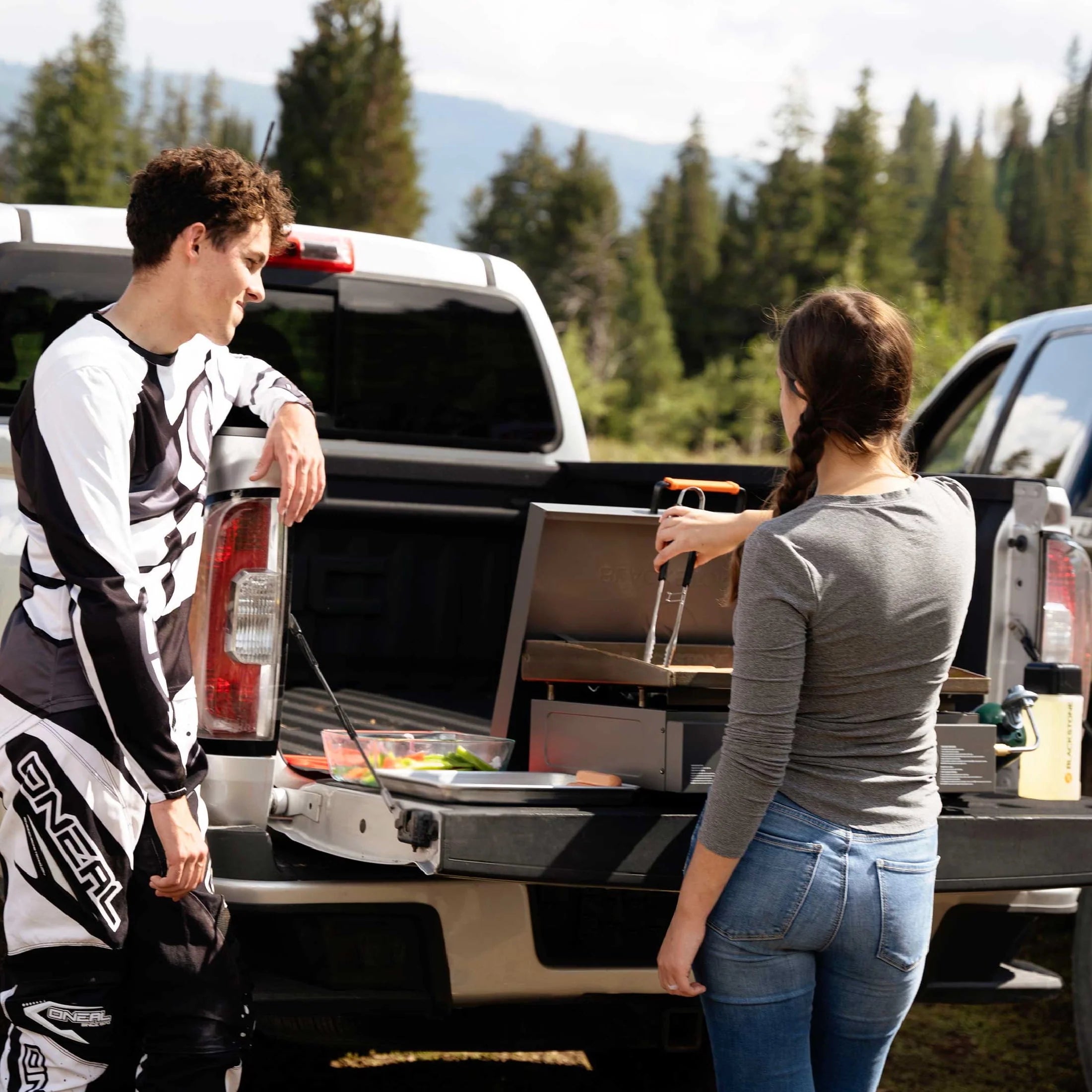 Blackstone Adventure Ready 2-Burner 22 Propane Griddle with Hard Cover O28104