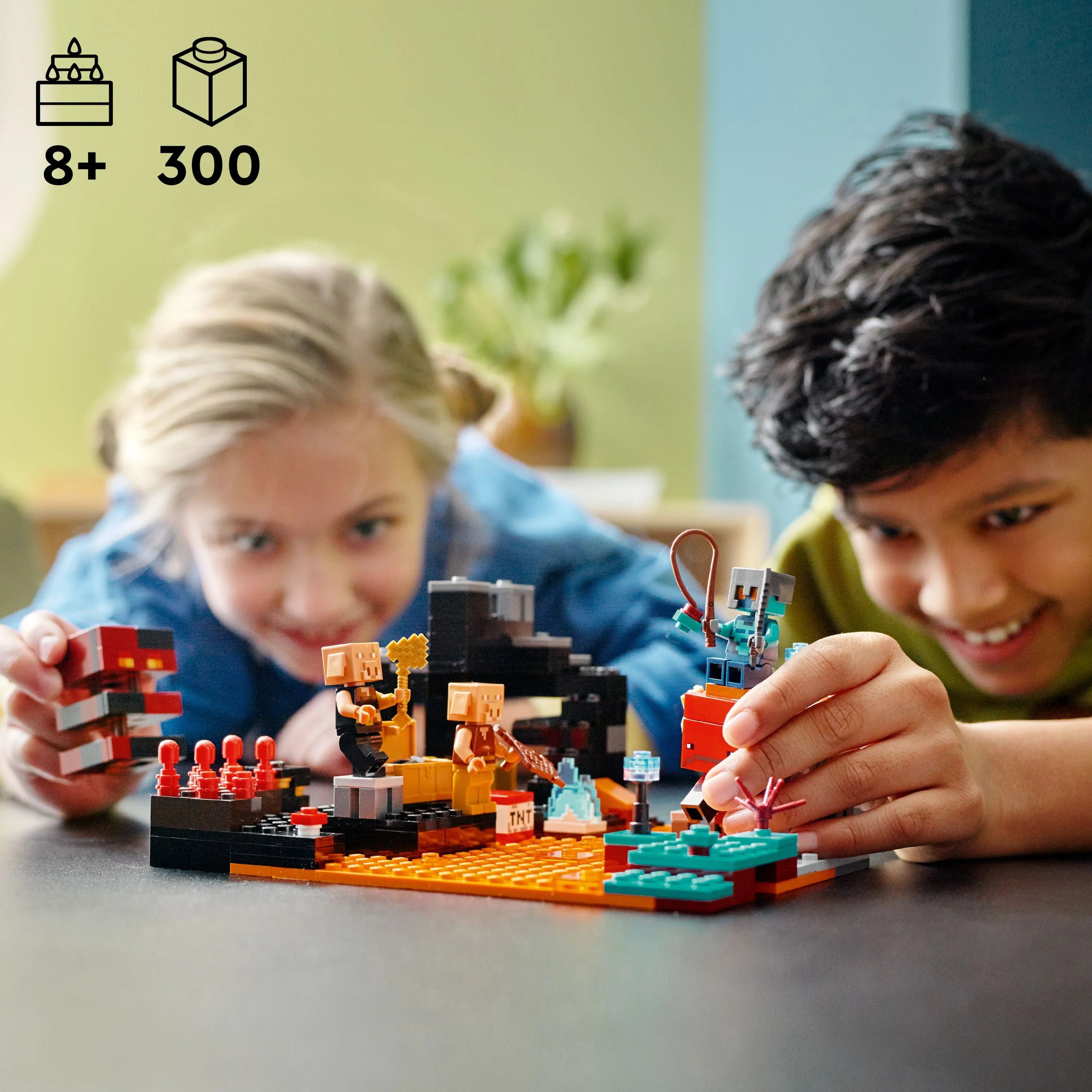 LEGO Minecraft The Nether Bastion Set 21185 Battle Action Toy with Piglin Brute & Strider Figures H664284
