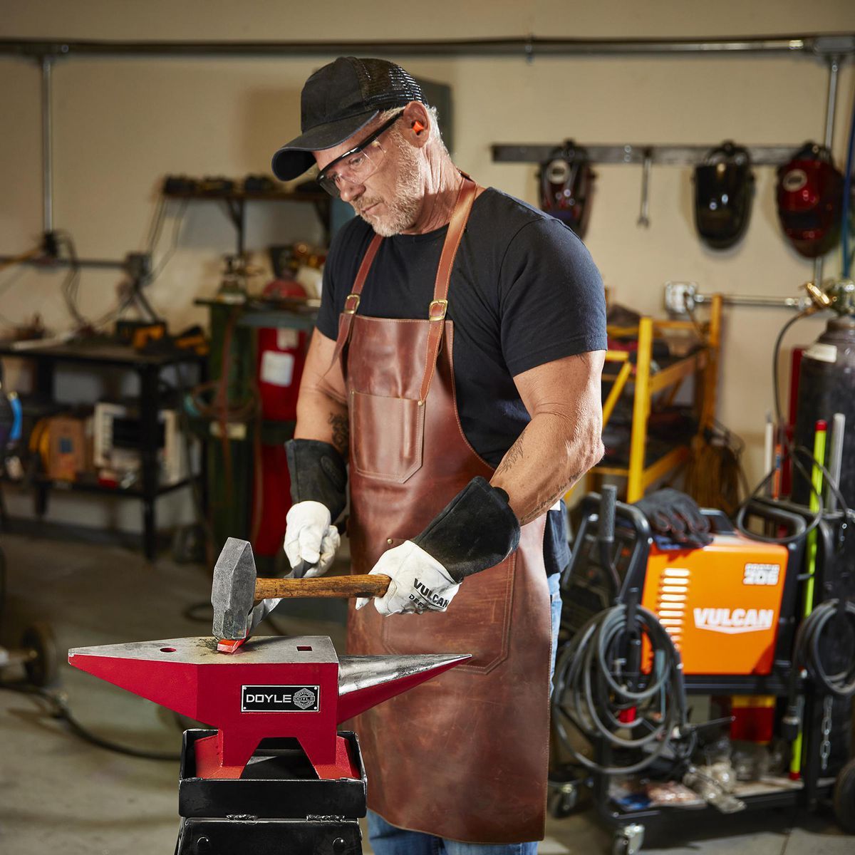 DOYLE 65 lb. Cast Steel Anvil P172