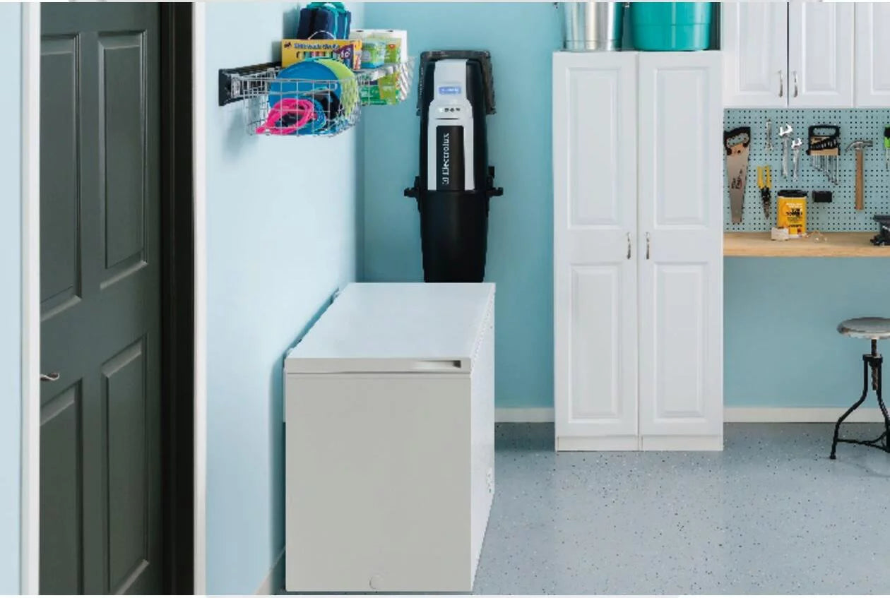 Frigidaire FFFC07M2UW 7.2 cu. ft. Chest Freezer, White K5948
