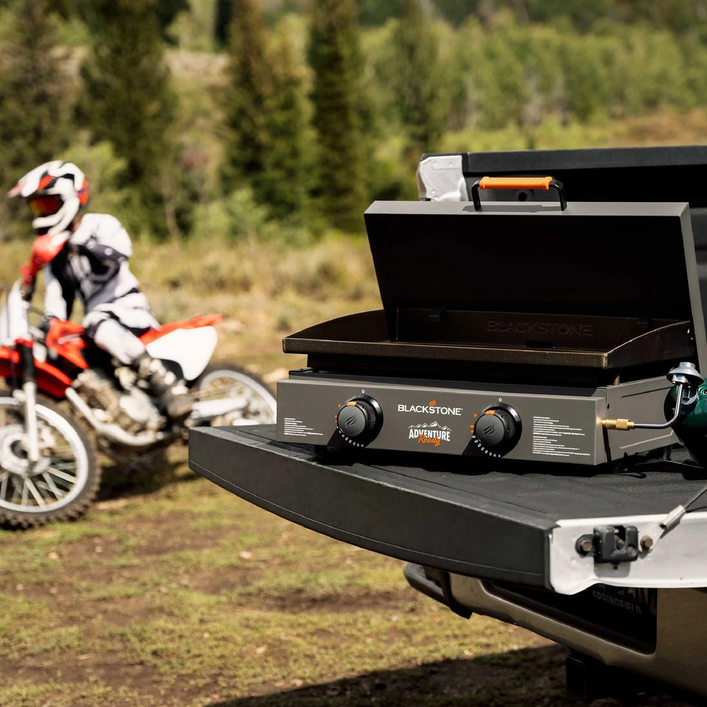 Blackstone Adventure Ready 2-Burner 22 Propane Griddle with Hard Cover O28104
