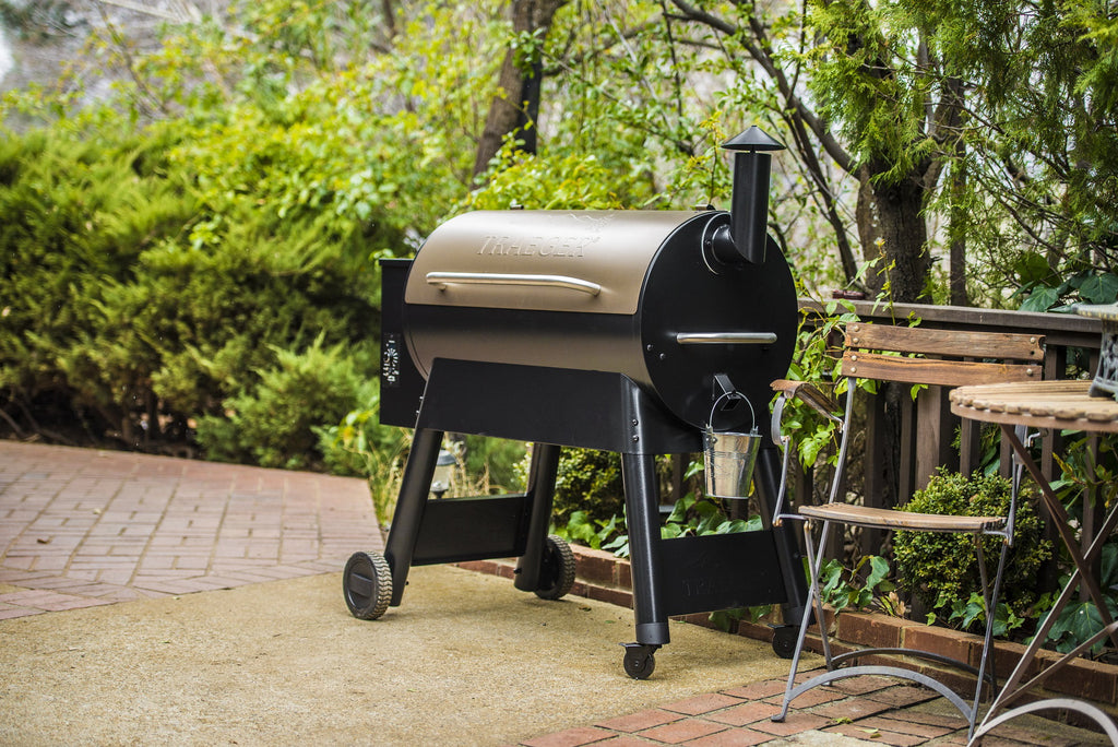 Traeger Pro 34 Wood Pellet Grill and Smoker, Bronze B87670
