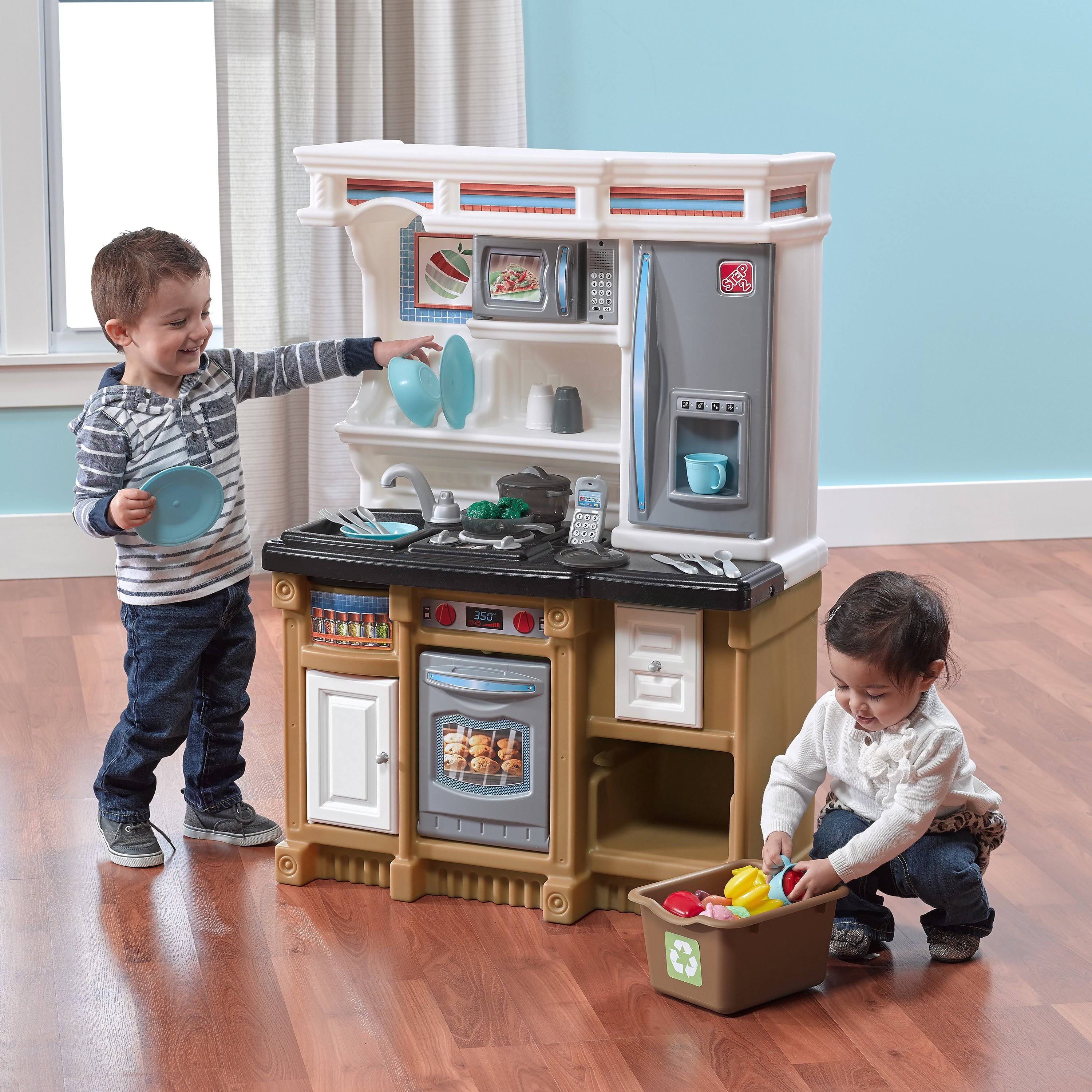 Step2 Lifestyle Custom Kitchen Playset J9649