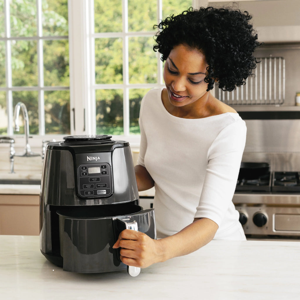 Ninja 4QT Air Fryer, Black, AF100WM R188
