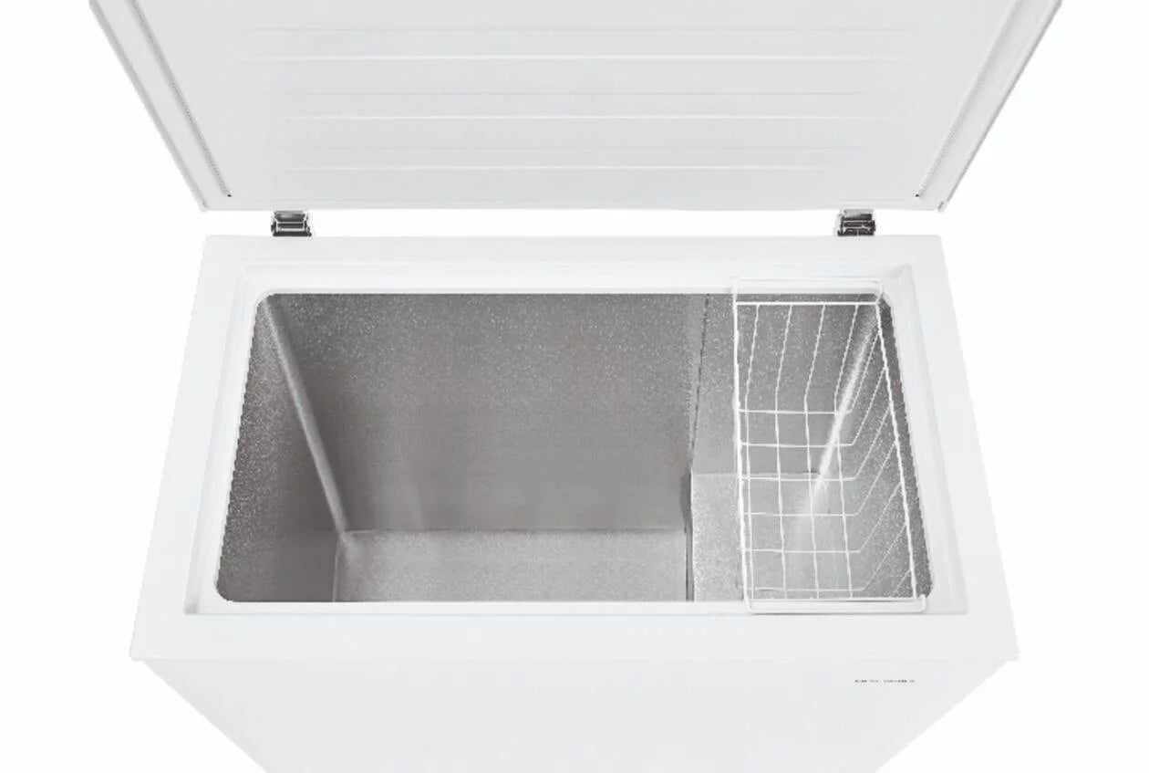 Frigidaire FFFC07M2UW 7.2 cu. ft. Chest Freezer, White K5948