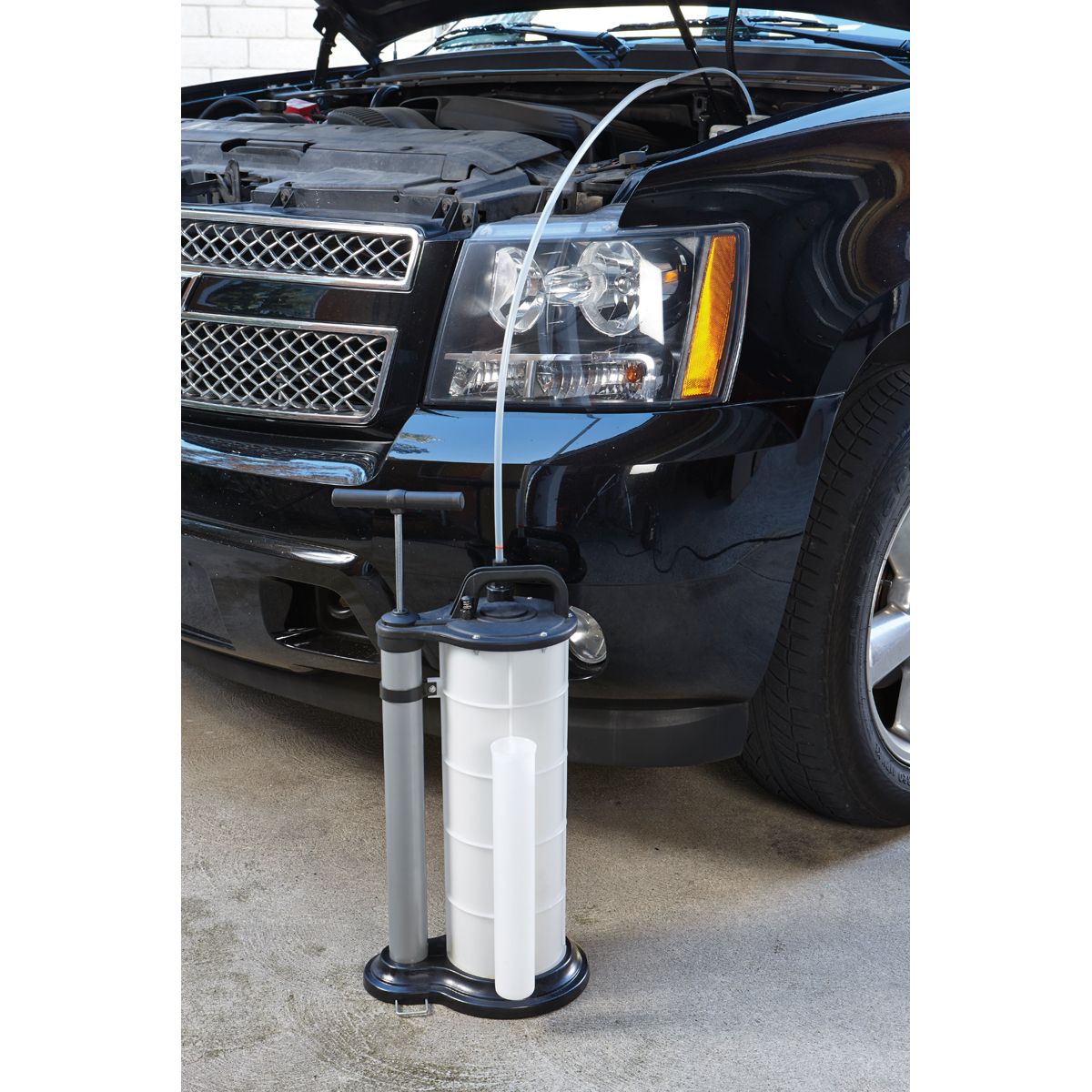 HOLT INDUSTRIES 2.3 Gallon Manual Fluid Extractor B3766