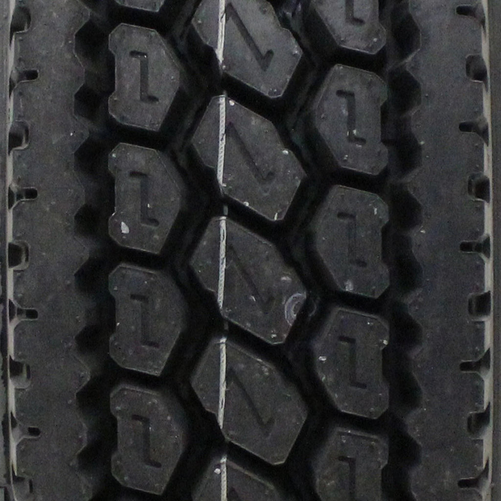 Double Coin RLB400 11R22.5 Commercial Tire S520472