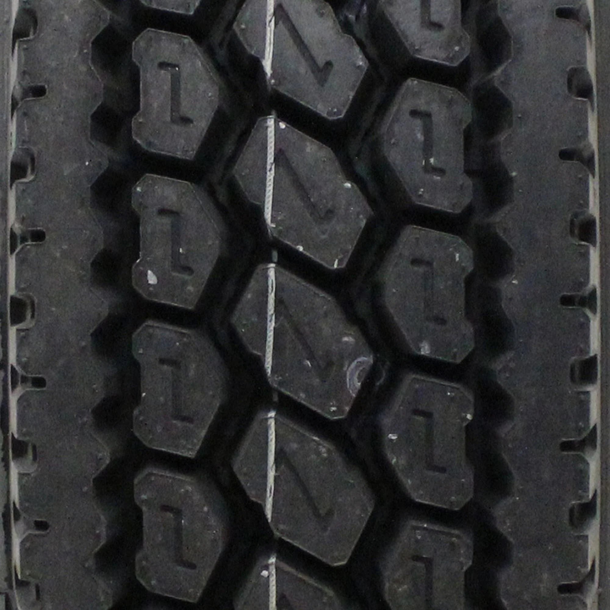 Double Coin RLB400 11R22.5 Commercial Tire S520472