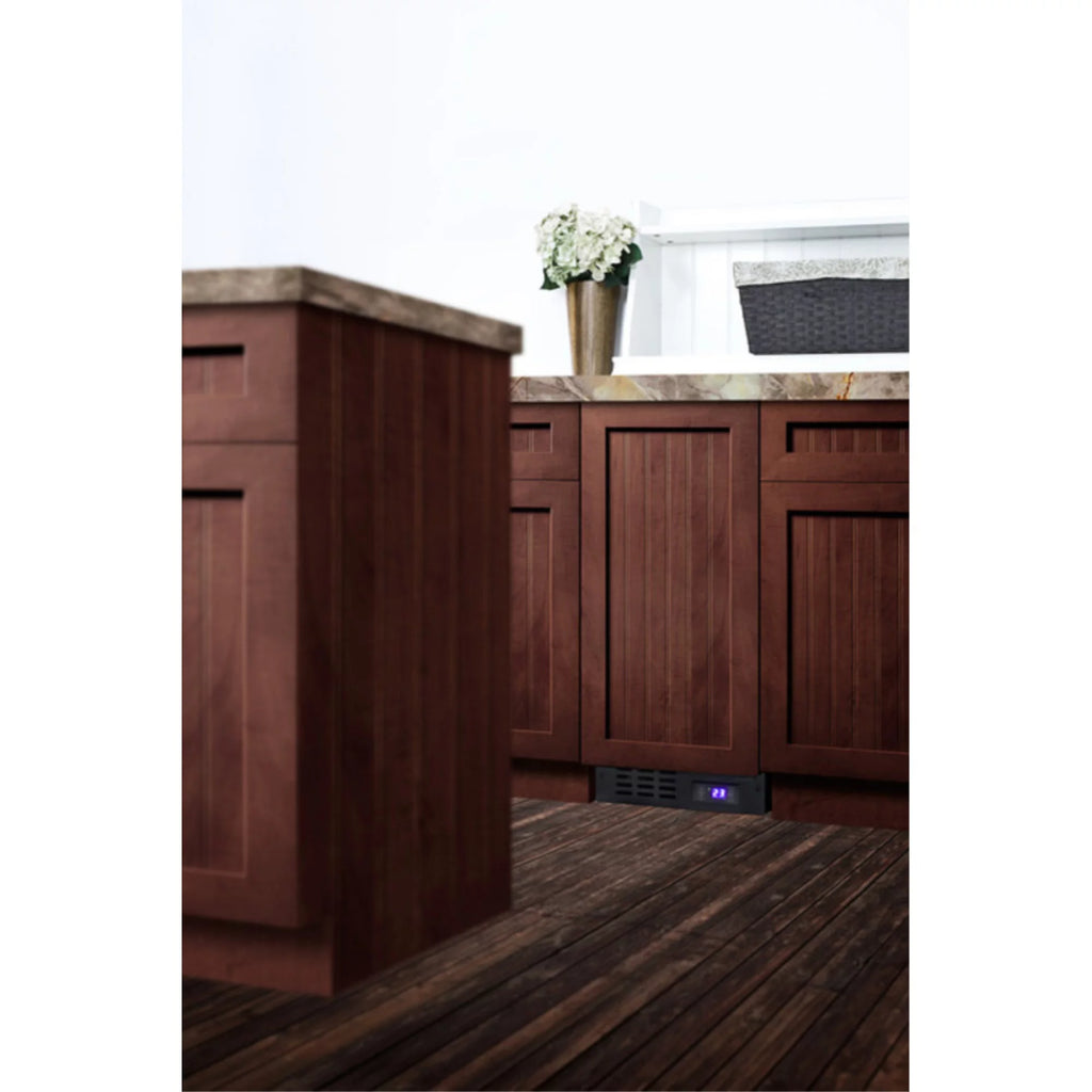 15" Built-In or Freestanding Frost-Free Freezer with Integrated Door Frame M988