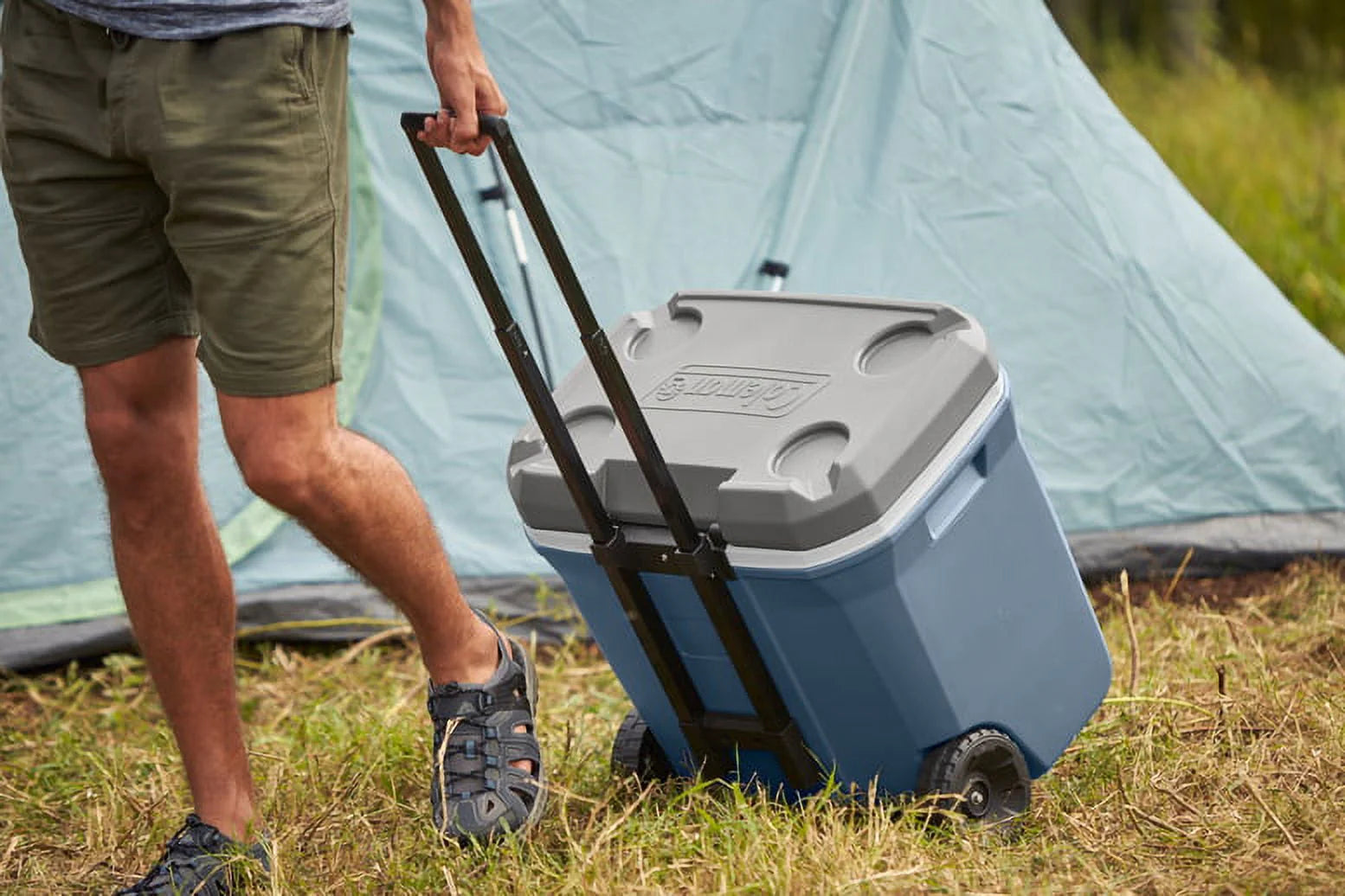 Coleman 316 Series 60QT Hard Chest Wheeled Cooler, Lakeside Blue E39508